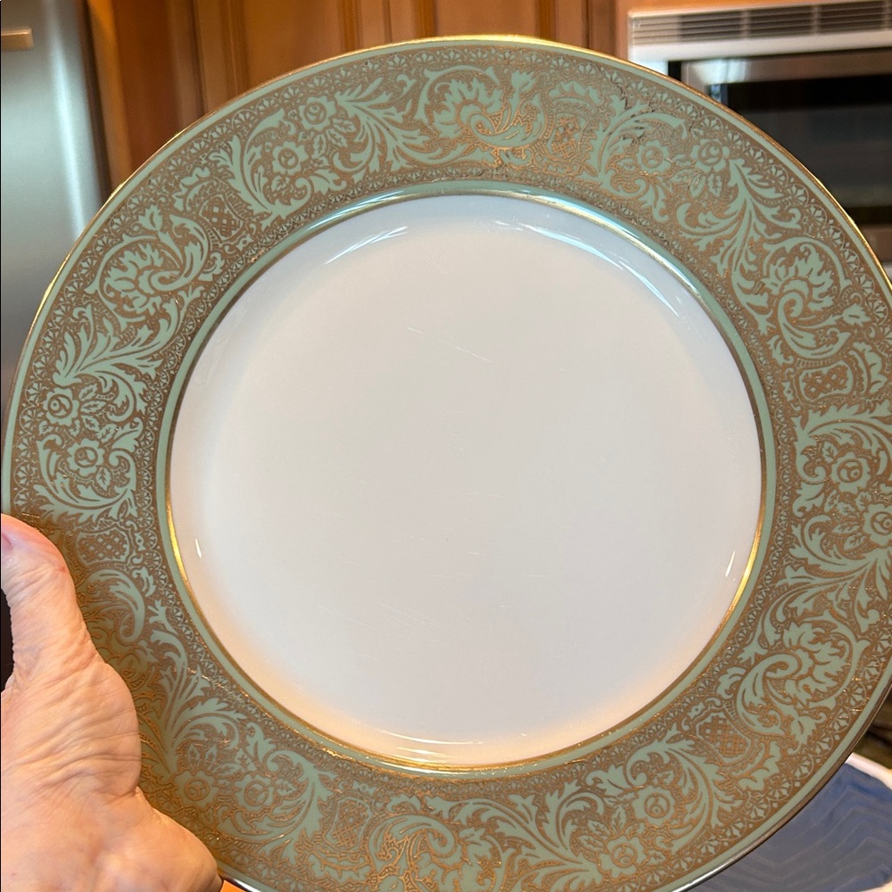 Franciscan Cream and Sage Floral Rim Dinner Plate - Classic Home Dining